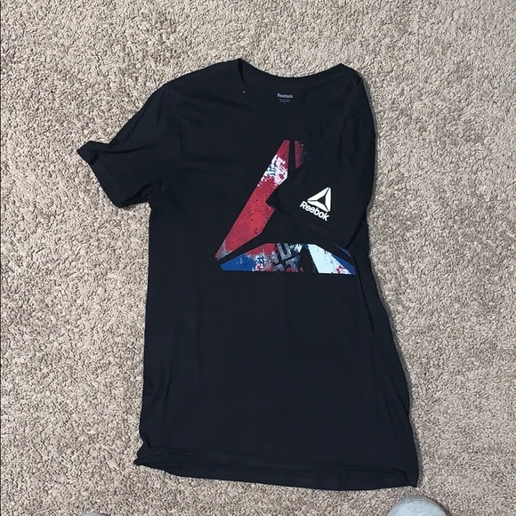 Men’s Reebok tee (small) - Picture 2 of 3